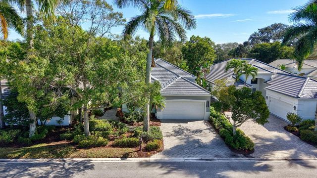 16076 Villa Vizcaya Place, Delray Beach, FL 33446