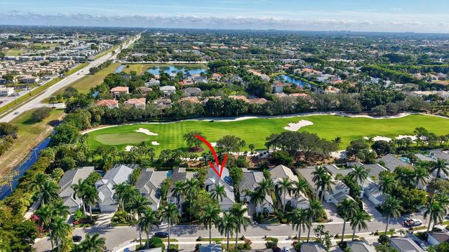 16076 Villa Vizcaya Place, Delray Beach, FL 33446