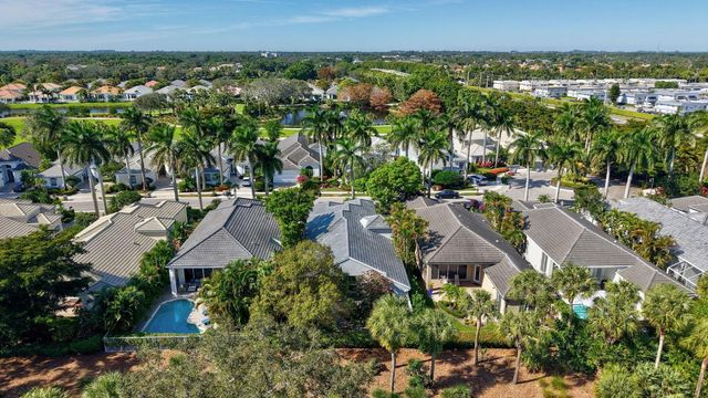 16076 Villa Vizcaya Place, Delray Beach, FL 33446