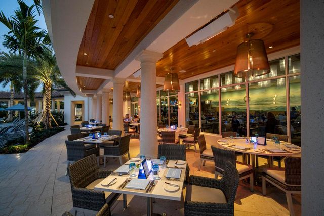 16076 Villa Vizcaya Place, Delray Beach, FL 33446