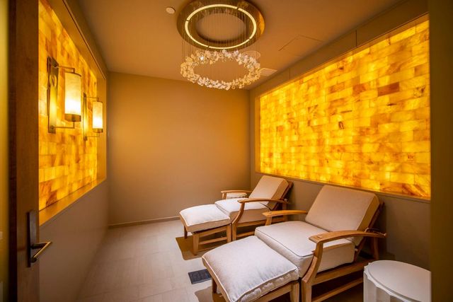 16076 Villa Vizcaya Place, Delray Beach, FL 33446