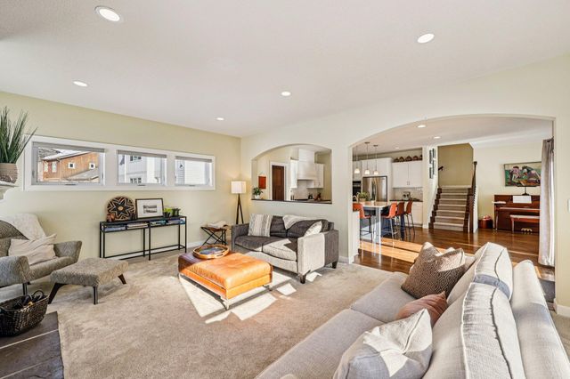 145 Cutacross Road, Golden Valley, MN 55422