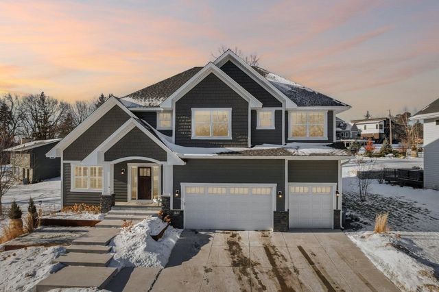 145 Cutacross Road, Golden Valley, MN 55422