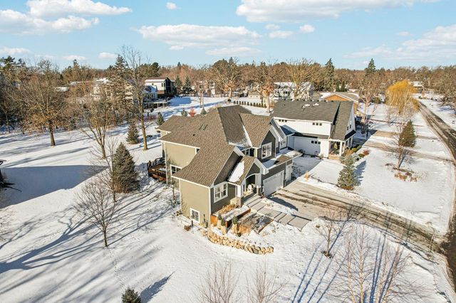 145 Cutacross Road, Golden Valley, MN 55422