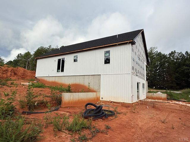 15885 Wyatts Way, Huddleston, VA 24104