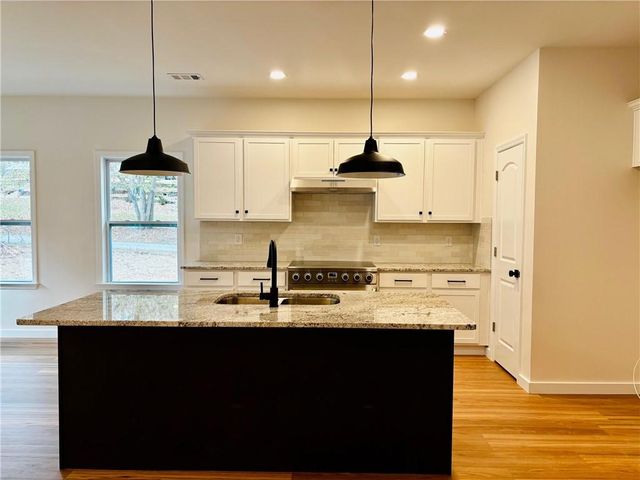 116 Valley View Drive, Maysville, GA 30558