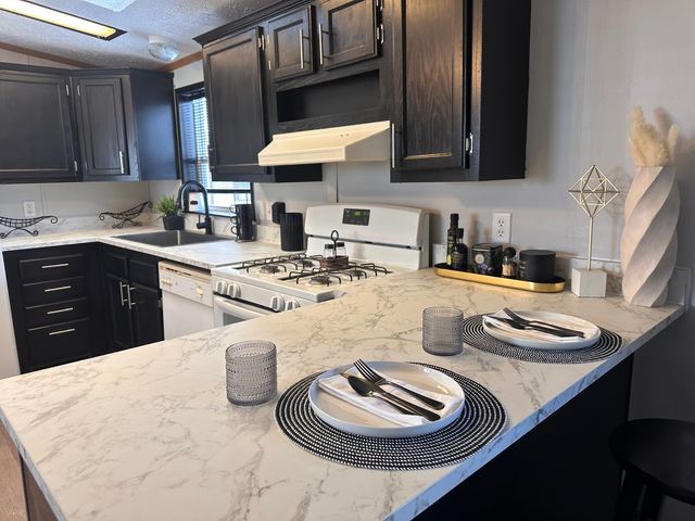 317 Pleasant Terrace, Matteson, IL 60443