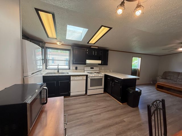 317 Pleasant Terrace, Matteson, IL 60443