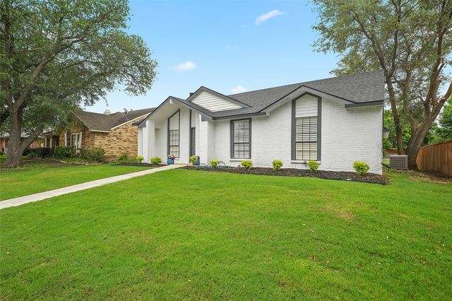 142 Kingsbridge Drive, Garland, TX 75040