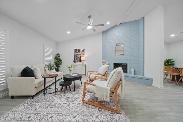 142 Kingsbridge Drive, Garland, TX 75040