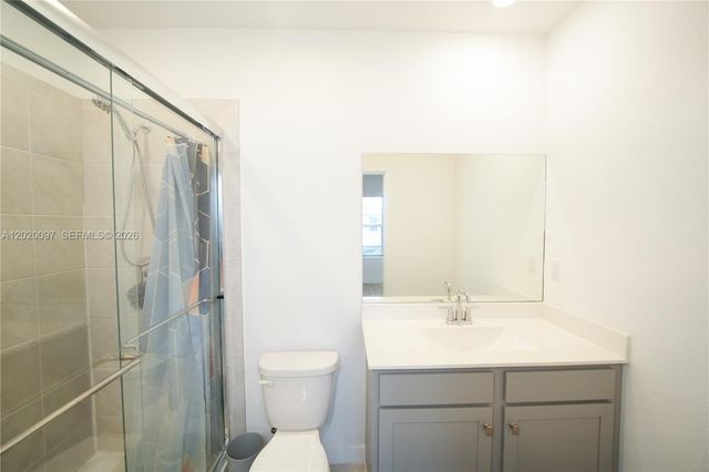 542 NE 6th Pl, Florida City, FL 33034