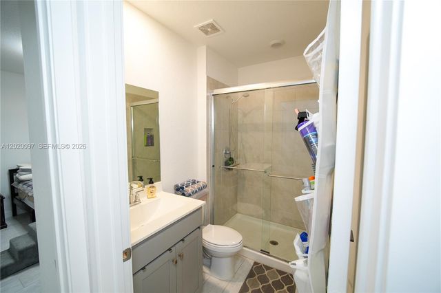 542 NE 6th Pl, Florida City, FL 33034