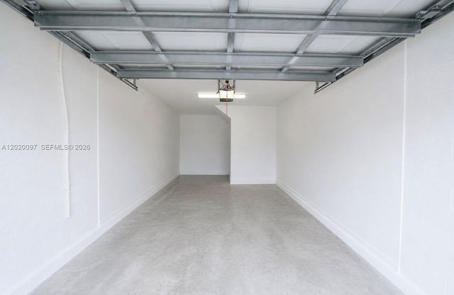 542 NE 6th Pl, Florida City, FL 33034