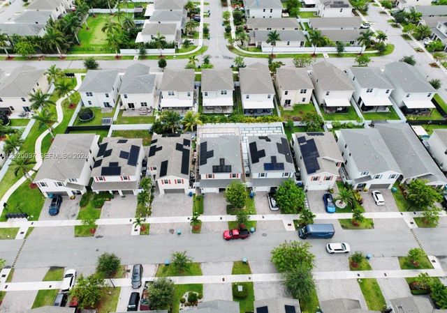 542 NE 6th Pl, Florida City, FL 33034