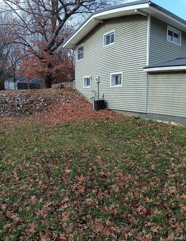 2347 E Navaho Drive, Vincennes, IN 47591