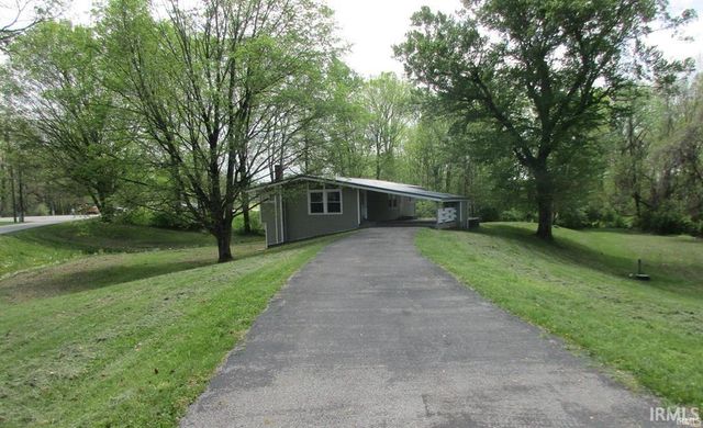 2347 E Navaho Drive, Vincennes, IN 47591