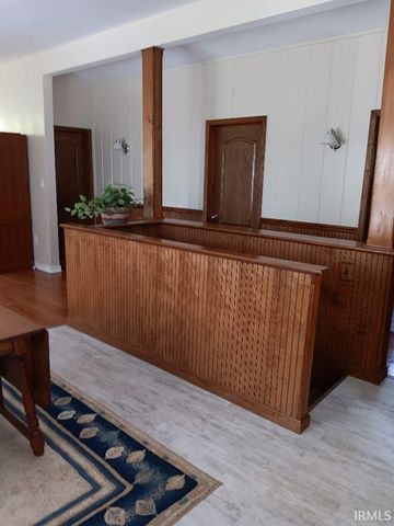 2347 E Navaho Drive, Vincennes, IN 47591