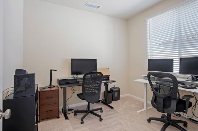 4591 Sandpiper Cir, Turlock, CA 95382