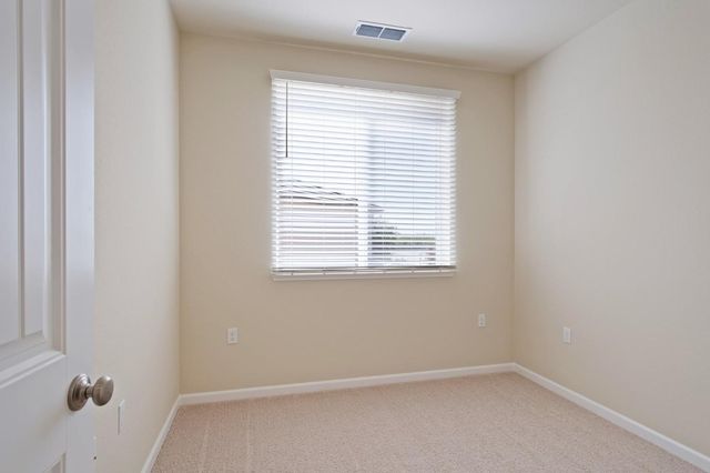 4591 Sandpiper Cir, Turlock, CA 95382