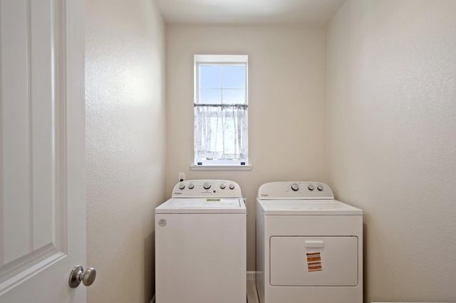 4591 Sandpiper Cir, Turlock, CA 95382