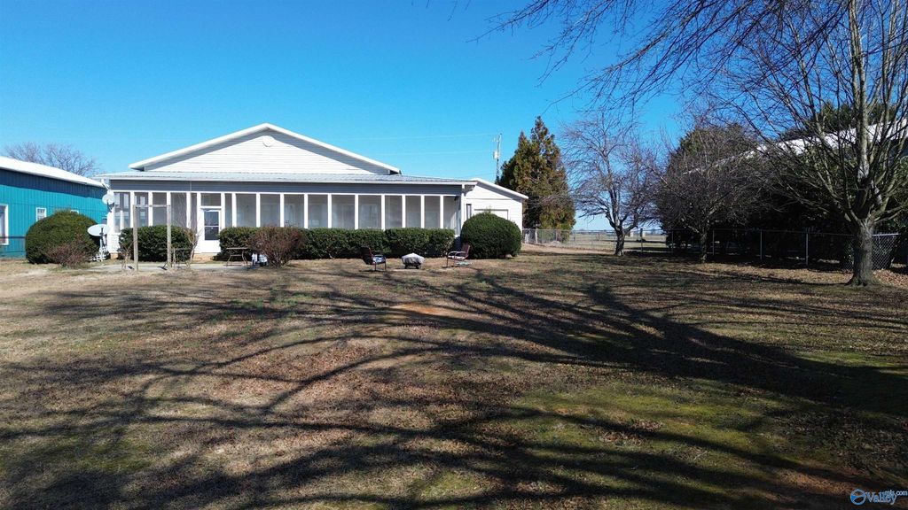 175 County Road 783, Centre, AL 35960