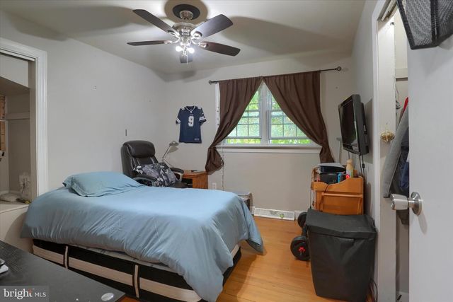 102 FOREST DR, Camp Hill, PA 17011