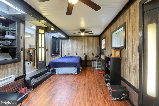 102 FOREST DR, Camp Hill, PA 17011