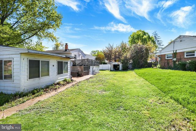 102 FOREST DR, Camp Hill, PA 17011