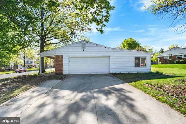 102 FOREST DR, Camp Hill, PA 17011