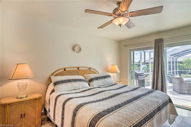 2404 SE 16th ST, Cape Coral, FL 33990