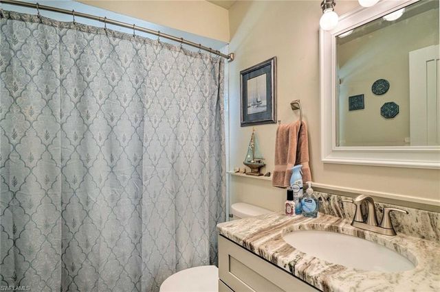 2404 SE 16th ST, Cape Coral, FL 33990