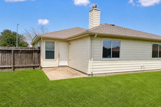 2403 Orchard Run, Fresno, TX 77545