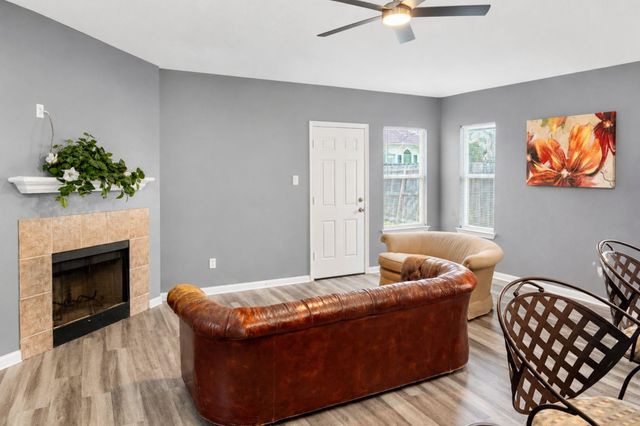 2403 Orchard Run, Fresno, TX 77545