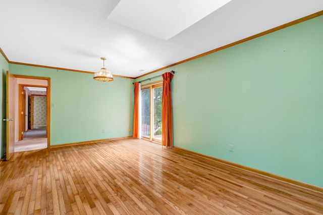 10910 MILLER RD, Oakton, VA 22124