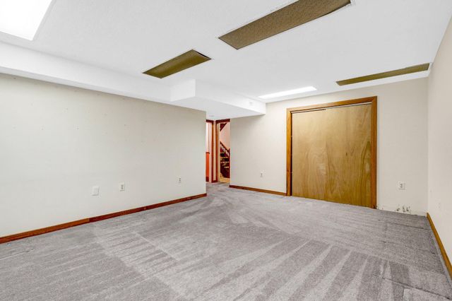 10910 MILLER RD, Oakton, VA 22124