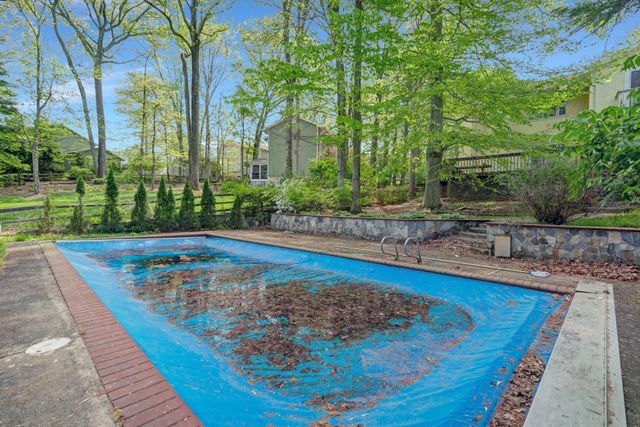 10910 MILLER RD, Oakton, VA 22124