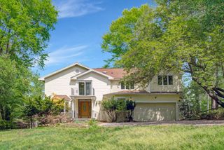 10910 MILLER RD, Oakton, VA 22124