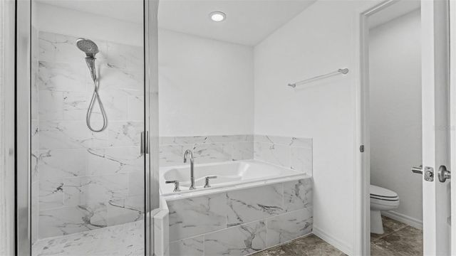 2048 WINDING RIVER COVE, Bartow, FL 33830