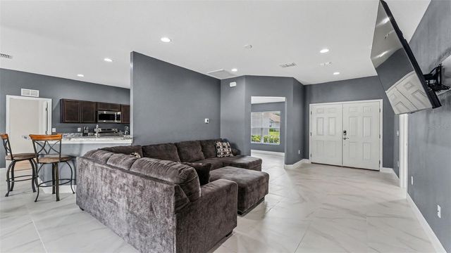 2048 WINDING RIVER COVE, Bartow, FL 33830