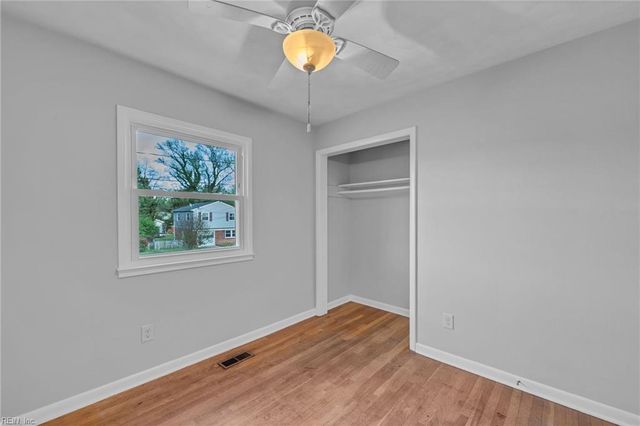 37 Michele DR, Hampton, VA 23669