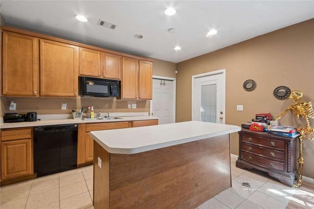 7627 Waterlace Drive, Fairburn, GA 30213