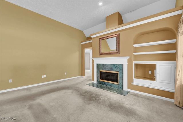 12 Community Drive, Avon Lake, OH 44012