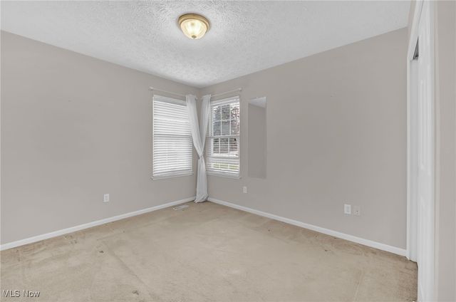 12 Community Drive, Avon Lake, OH 44012