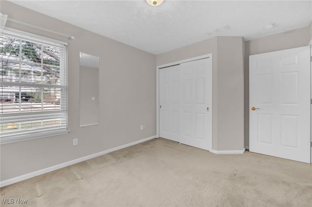 12 Community Drive, Avon Lake, OH 44012