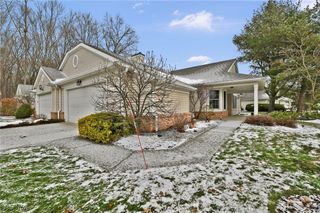 12 Community Drive, Avon Lake, OH 44012