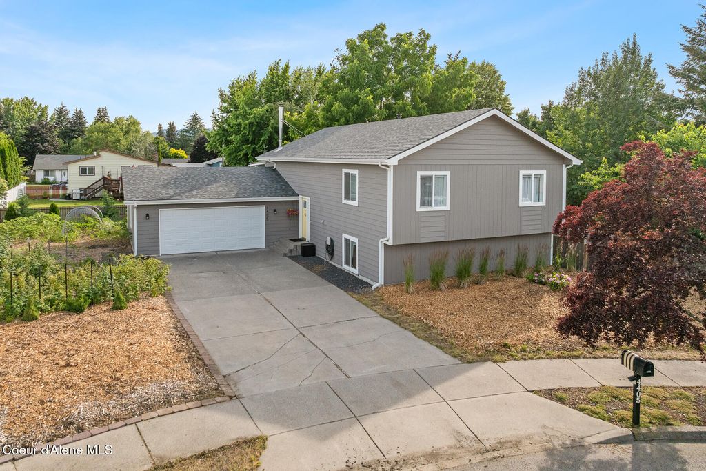 4405 N Sherlock CT, Coeur D'alene, ID 83815