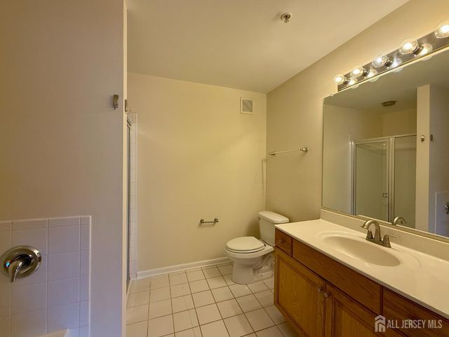1315 Fernwood Court, New Brunswick, NJ 08901