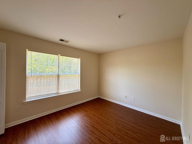 1315 Fernwood Court, New Brunswick, NJ 08901