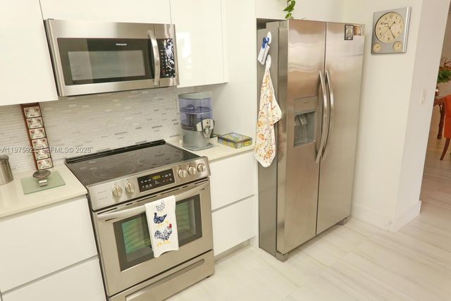 3530 Mystic Pointe Dr 2807, Aventura, FL 33180