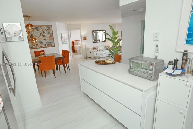 3530 Mystic Pointe Dr 2807, Aventura, FL 33180